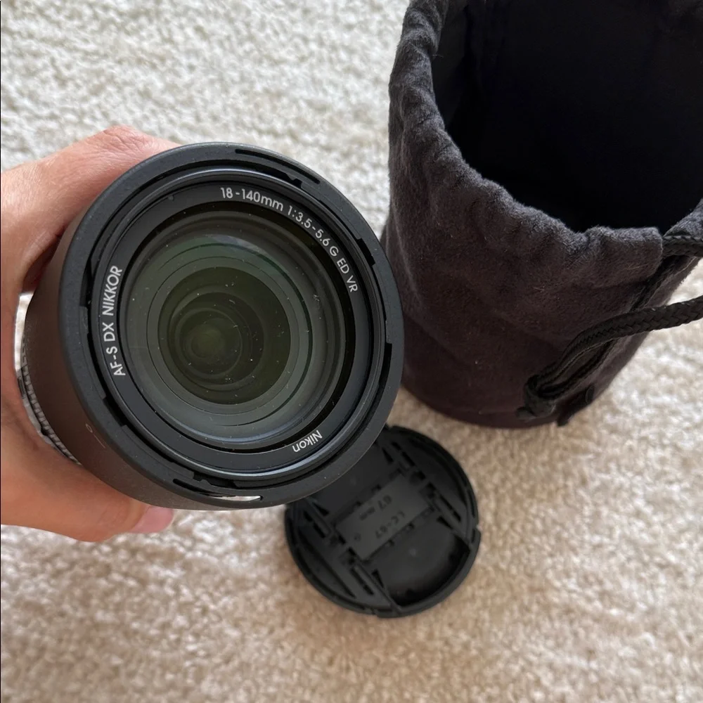 Nikon Nikkor AF-S DX 18-140mm wide angle zoom lens